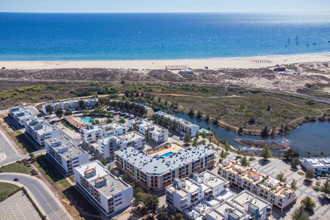 Arco-Iris Apartment Lagos Bagian luar foto