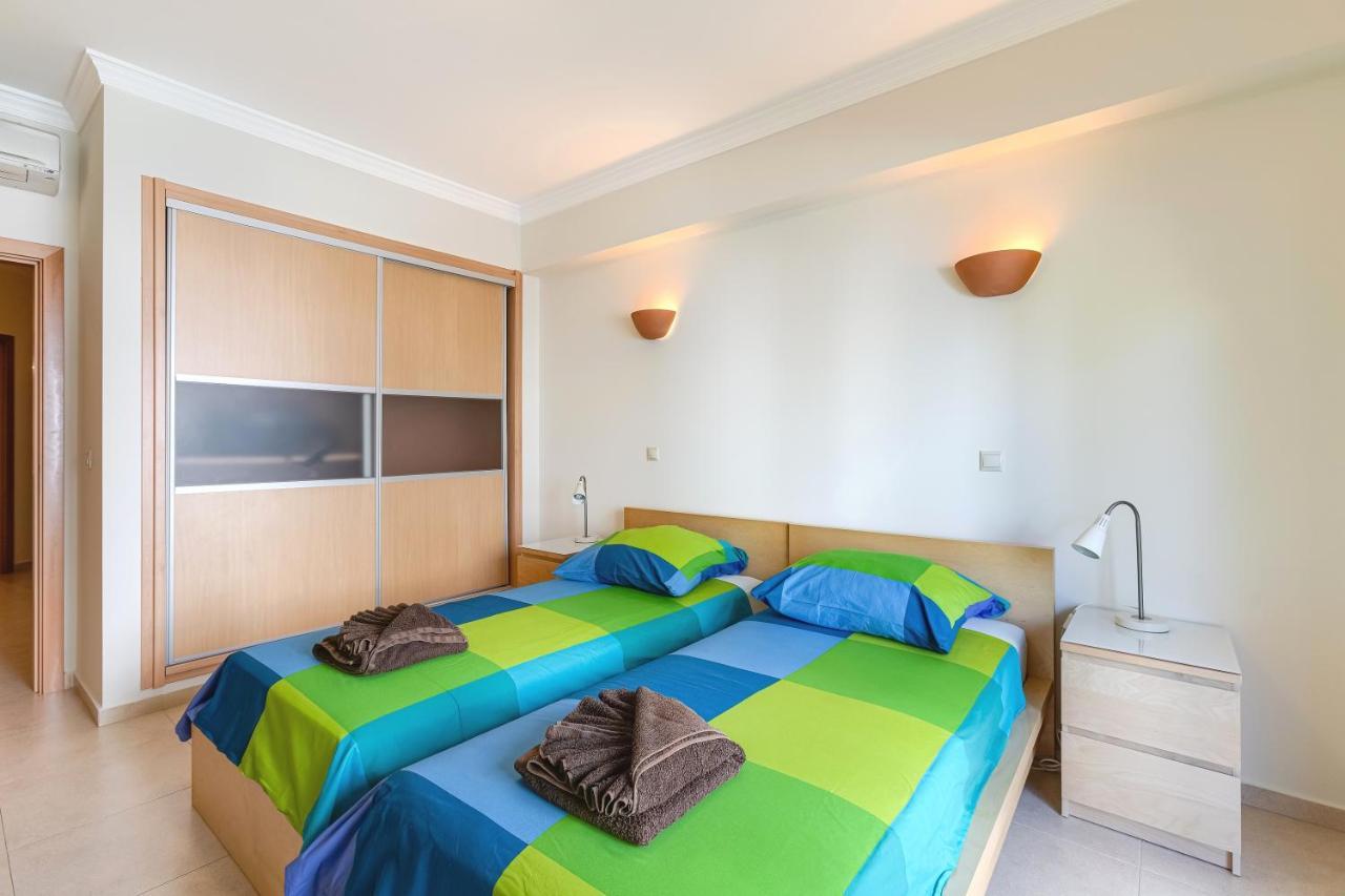 Arco-Iris Apartment Lagos Bagian luar foto